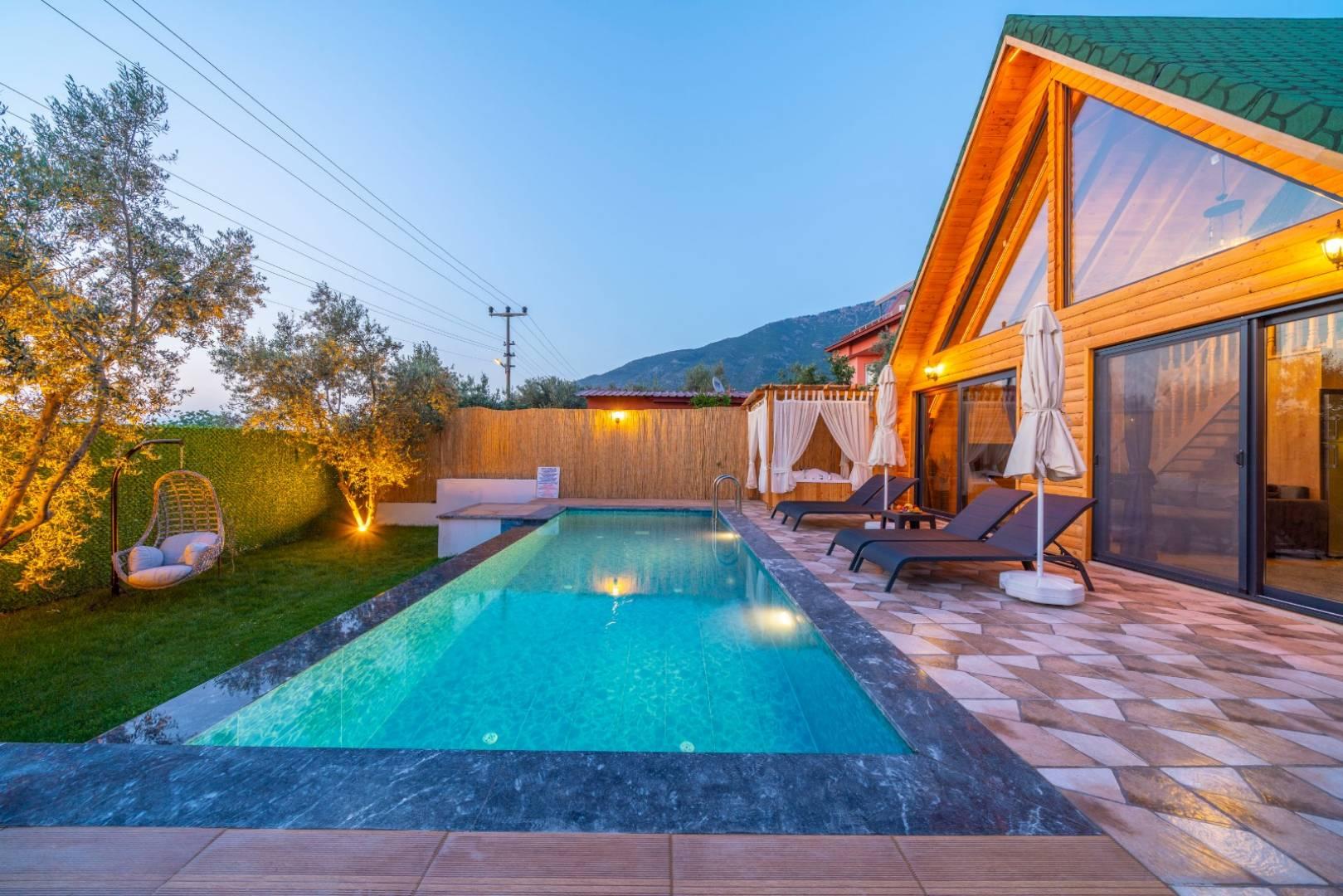 Fethiye Ölüdeniz'de Nezih Konumda, Özel Havuzlu, Lüks Bungalov-32908