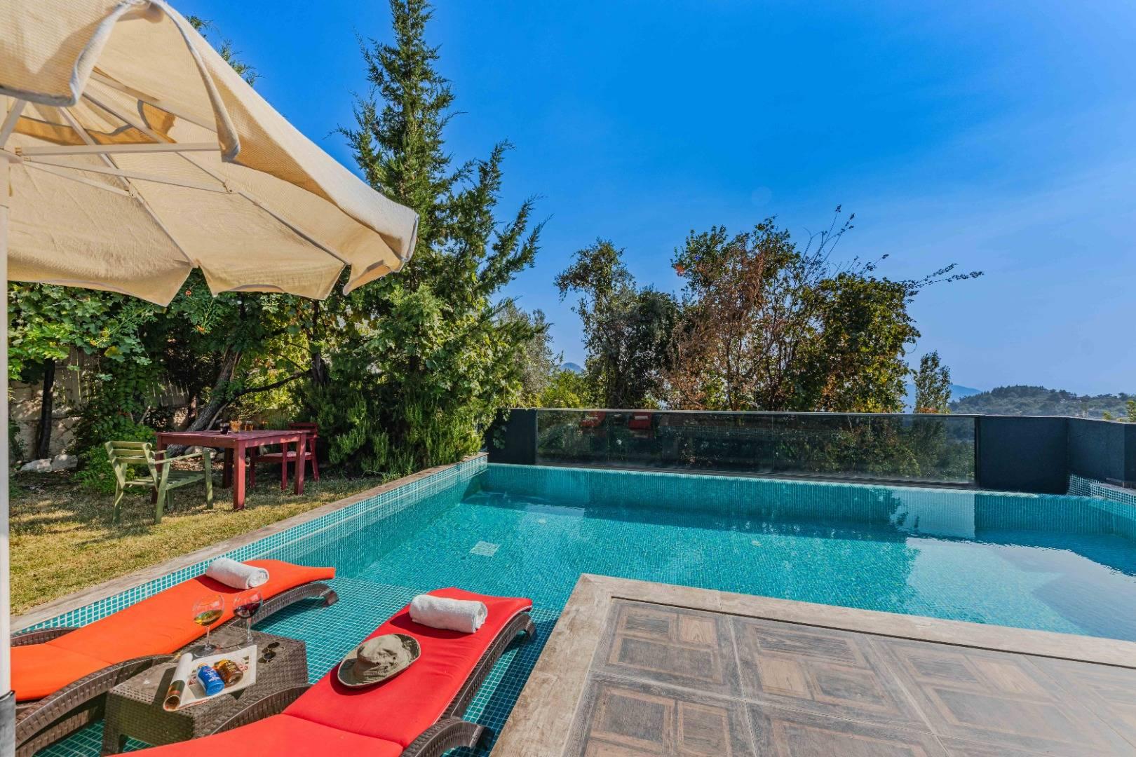 Kaş İslamlar'da Huzurlu Doğada, Isıtmalı Havuzlu, Şık Villa-42064