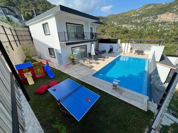 Kaş İslamlar'da Adalar ve Deniz Manzaralı, Özel Havuzlu, Şık Villa-16866