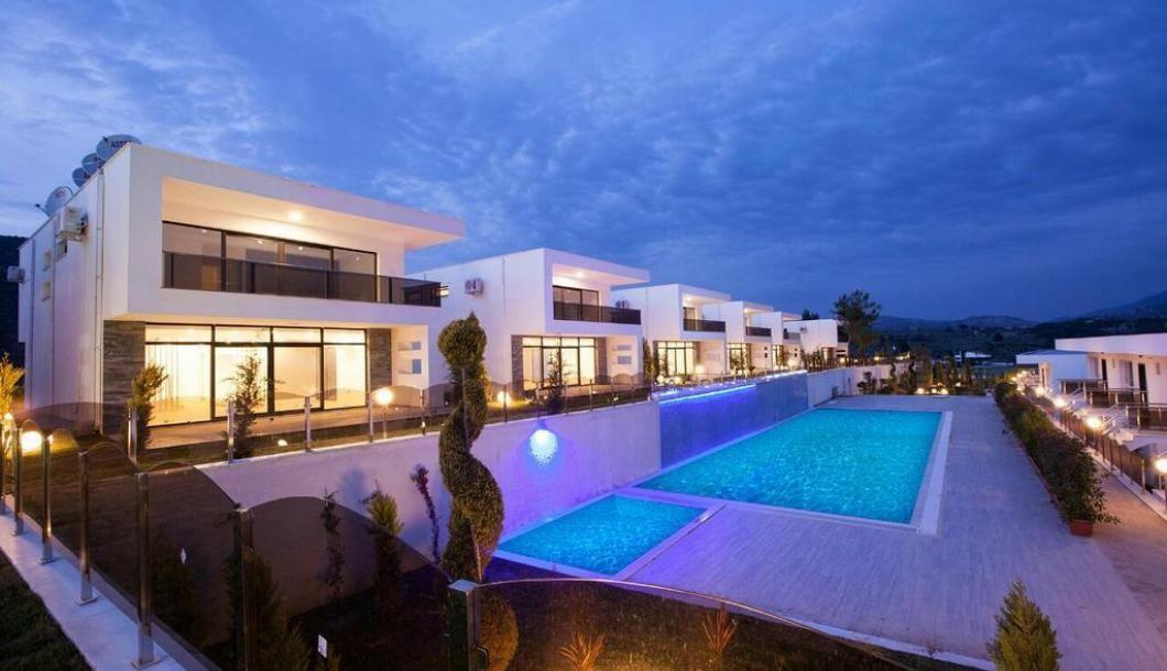 Aydın Kuşadası'nda Site İçerisinde, Ortak Havuzlu, Konforlu Villa-14426