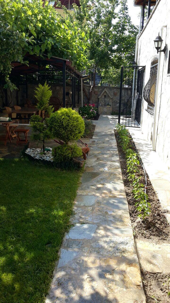 Aydın Kuşadası'nda Huzurlu ve Sakin Ortam Arayanlara, Bahçe Katı-18443