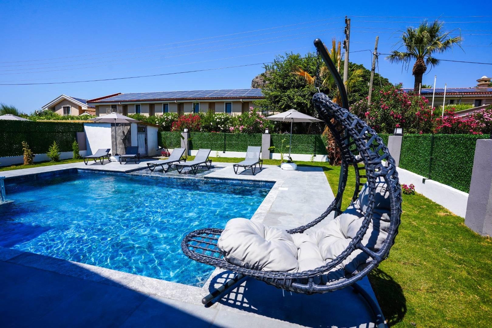 Ortaca Dalyan'da Elverişli Konumda, Modern Tasarıma Sahip, Lüks Villa-33583