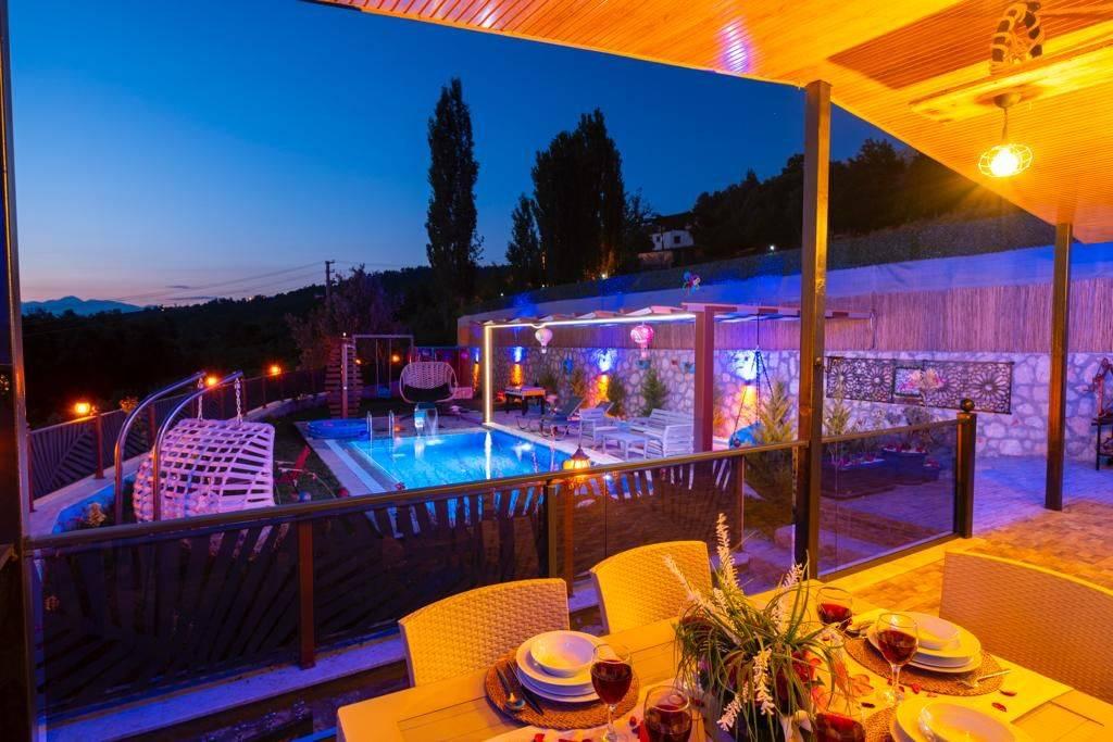 Muğla Seydikemer'de Doğa İçerisinde, Özel Havuzlu, Modern Villa-35383