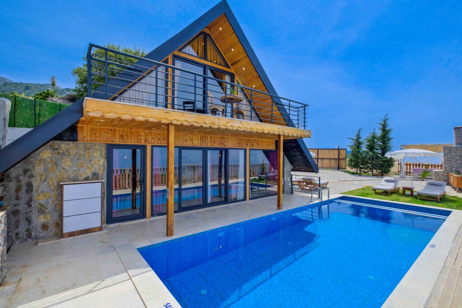 Muğla Seydikemer'de Gözlerden Uzakta, Özel Havuzlu, Konforlu Bungalov