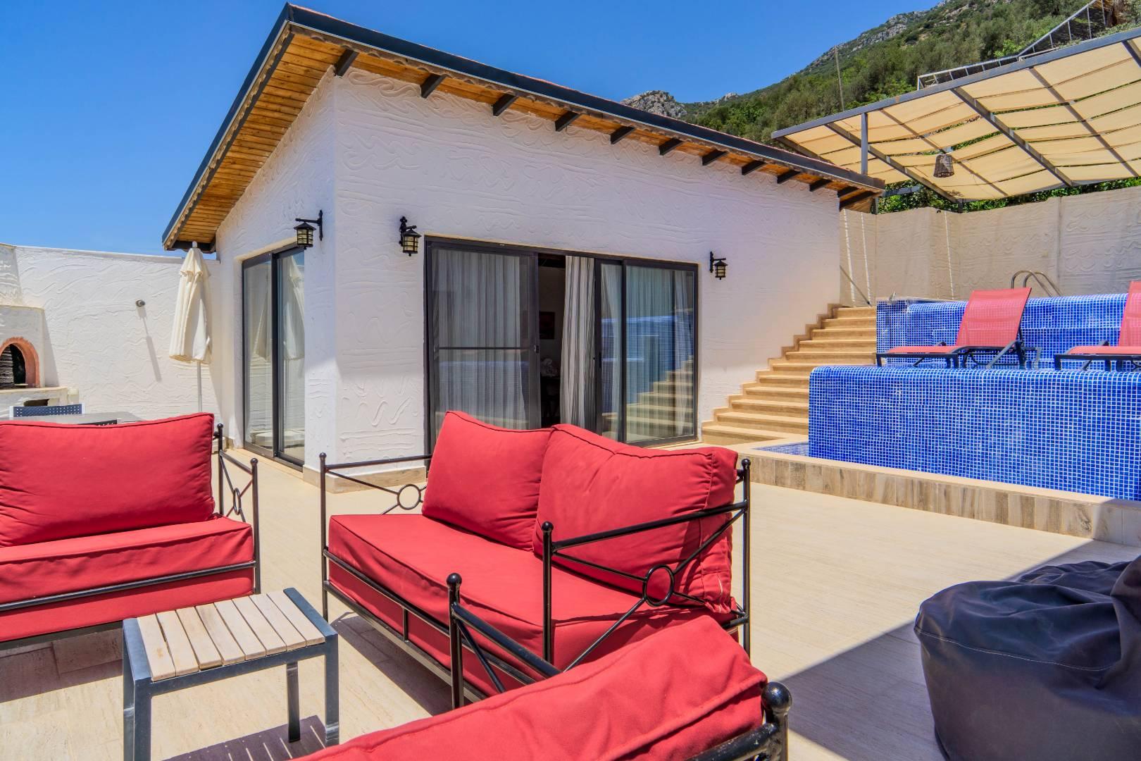 Kaş Bezirgan'da Balayı Çiftlerine Uygun, Özel Havuzlu, Kiralık Villa-33967