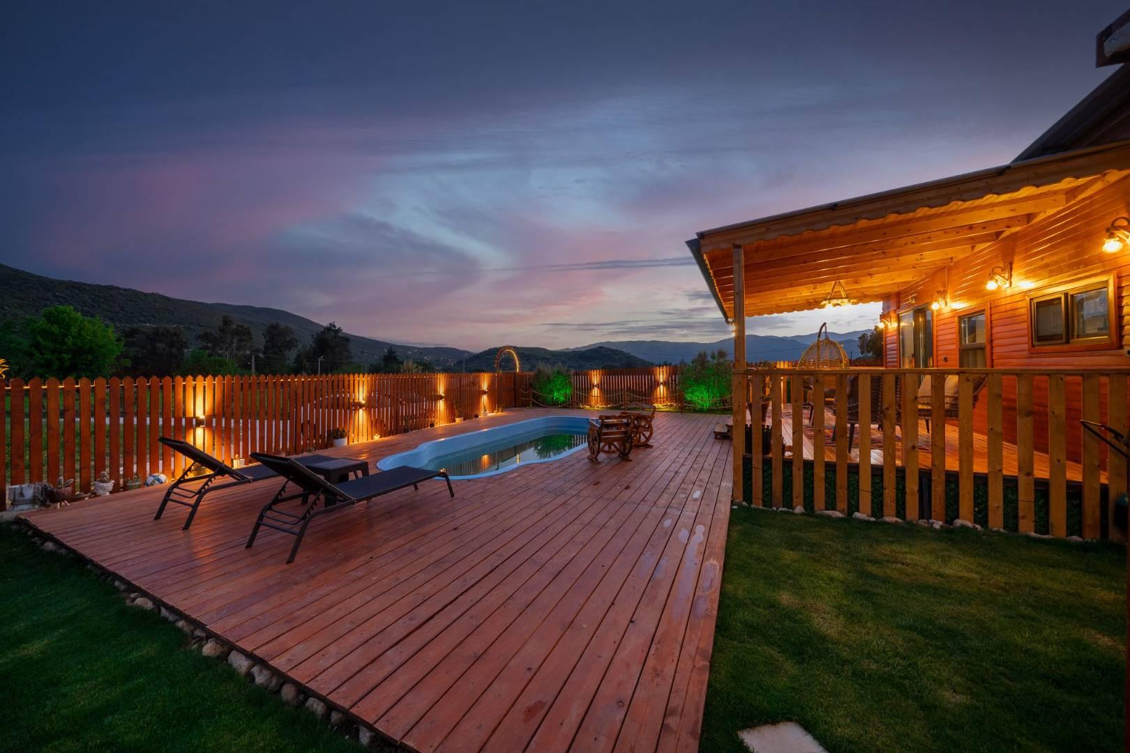 Kaş Ahatlı'da Huzurlu Doğada, Özel Havuzlu, Geniş Bahçeli Tiny House-42820