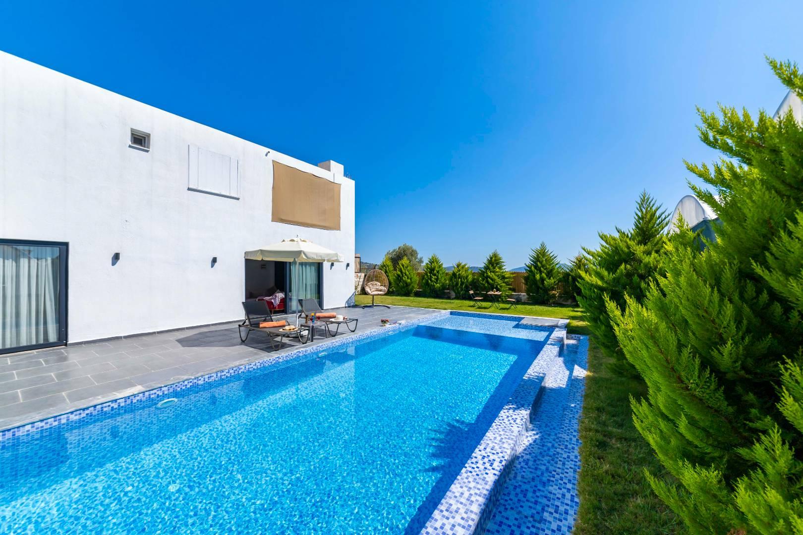 Kaş Çayköy'de Balayı Çiftlerine Uygun, Özel Havuzlu, Şık Villa-40533