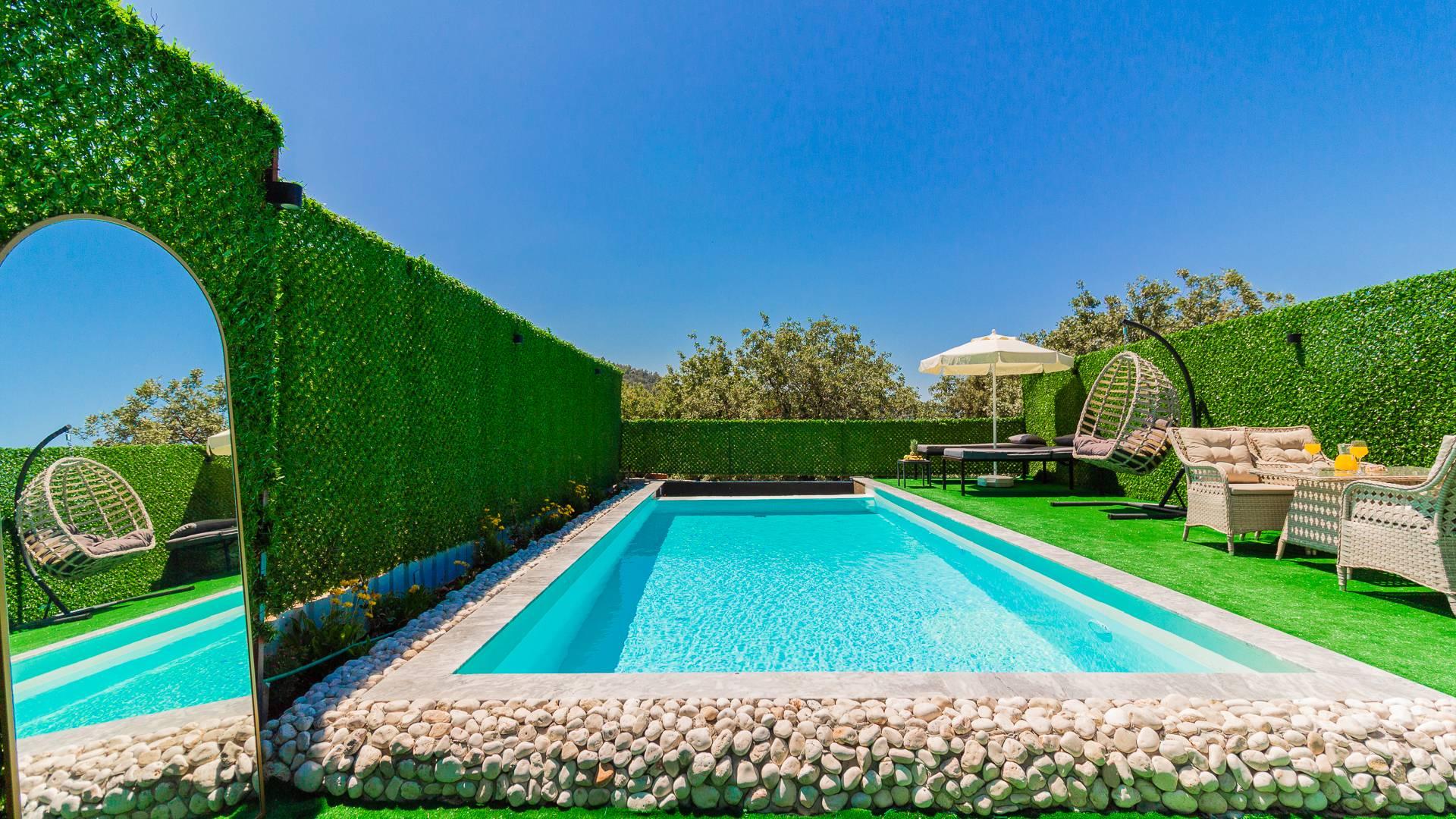 Kaş Çayköy'de Doğa İçerisinde, Özel Havuzlu, Şık Bungalov-43637