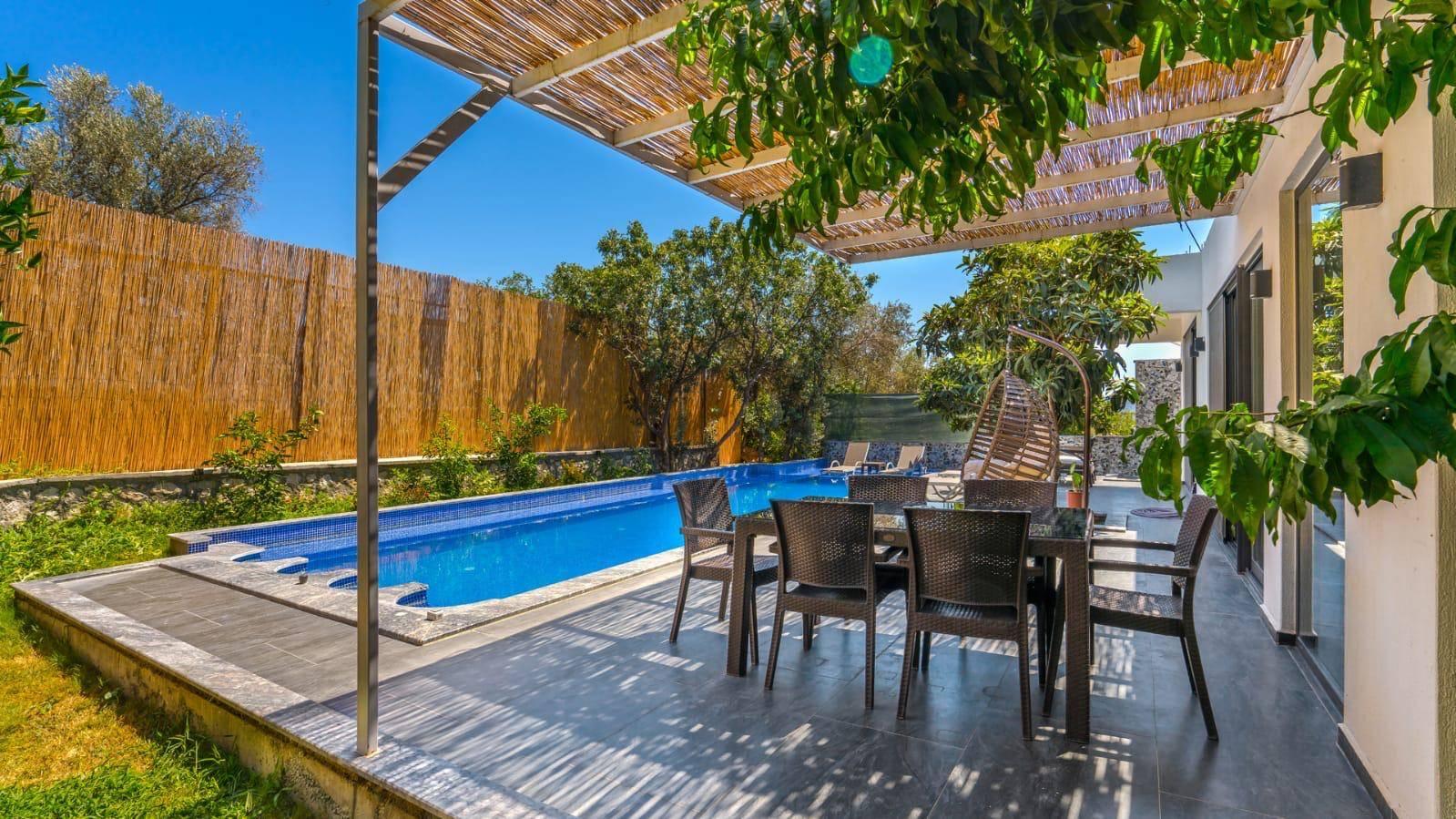 Kaş Çayköy'de Sessiz Konumda, Özel Havuzlu, Balayı Villası-42866