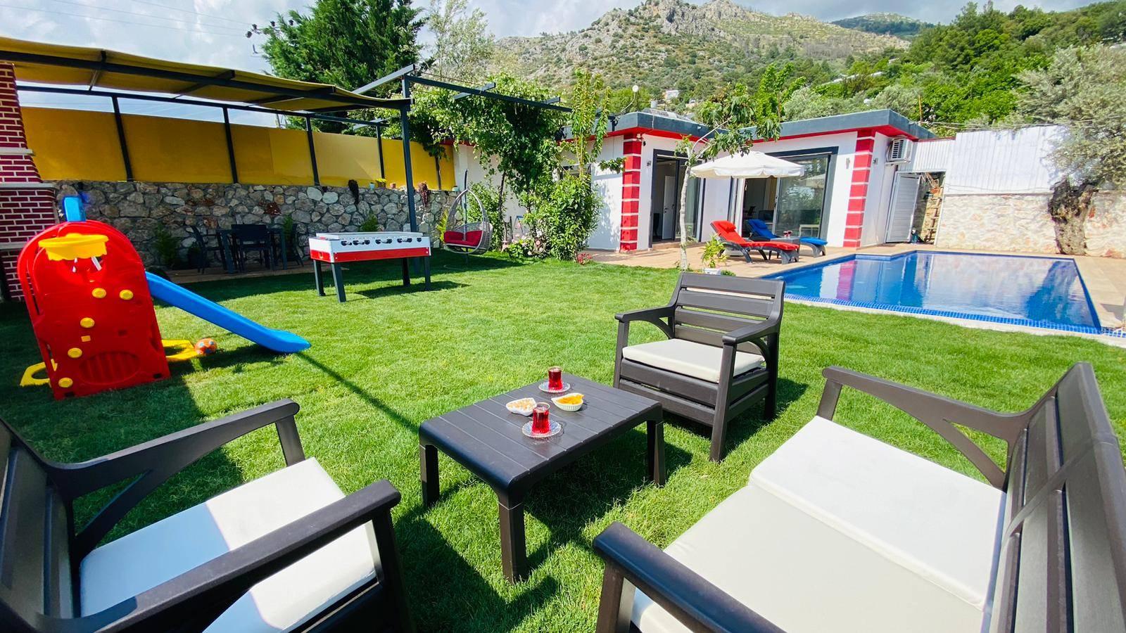 Kaş Üzümlü'de Konforlu Tasarıma Sahip, Özel Havuzlu, 1+1 Villa-42206