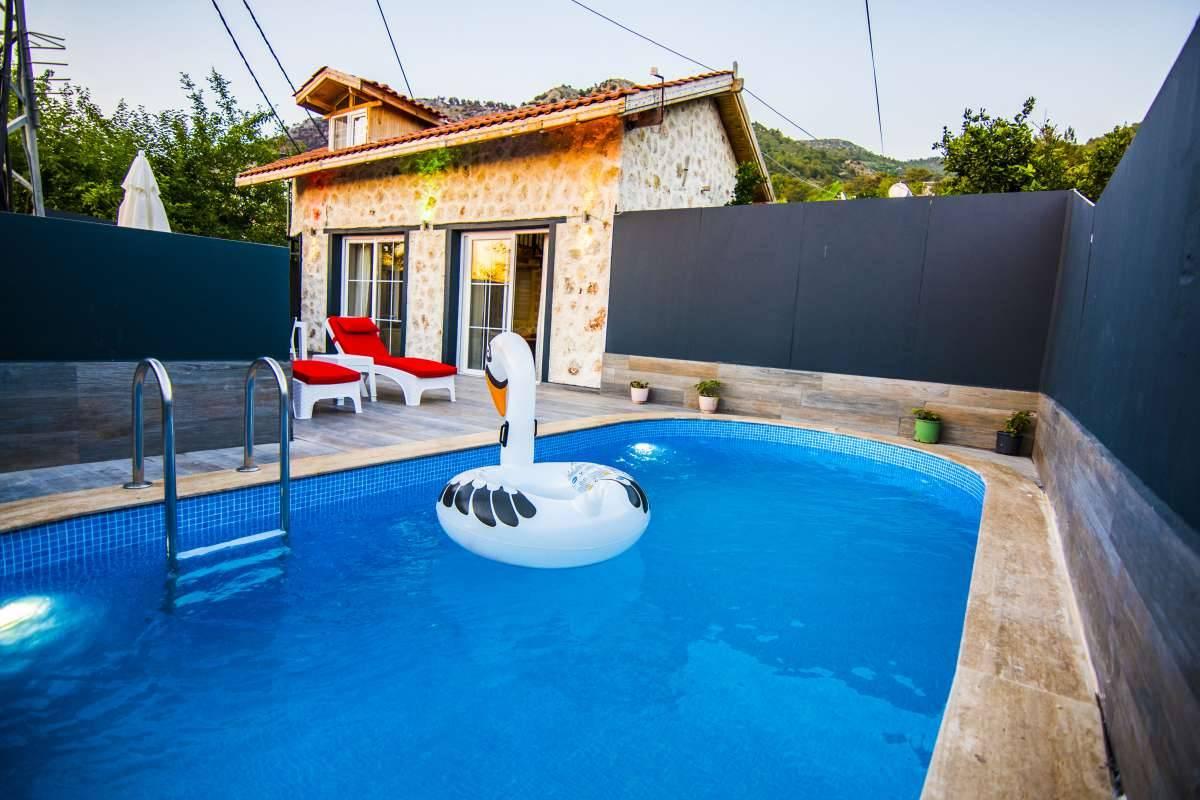 Kaş Üzümlü'de Muhteşem Doğada, Özel Havuzlu, Balayı Villası-42419