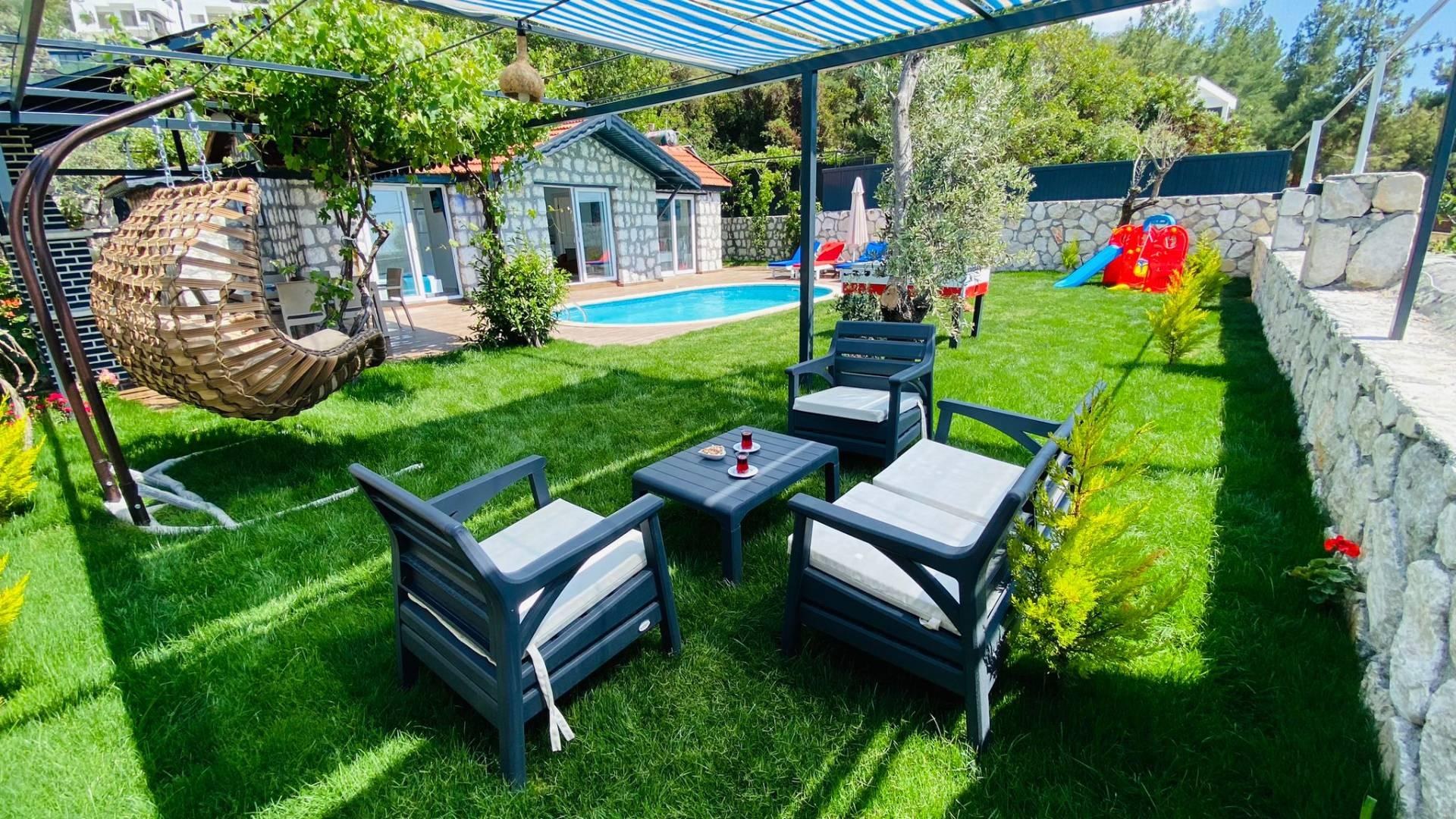 Kaş Üzümlü'de Taş Mimarili, Özel Havuzlu, Çocuk Oyun Alanlı Villa-42188