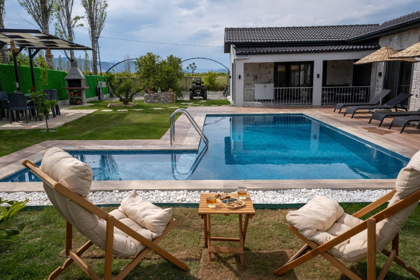 Muğla Ortaca'da Geniş Alanlara Sahip, Özel Havuzlu, Bohem Villa-42139