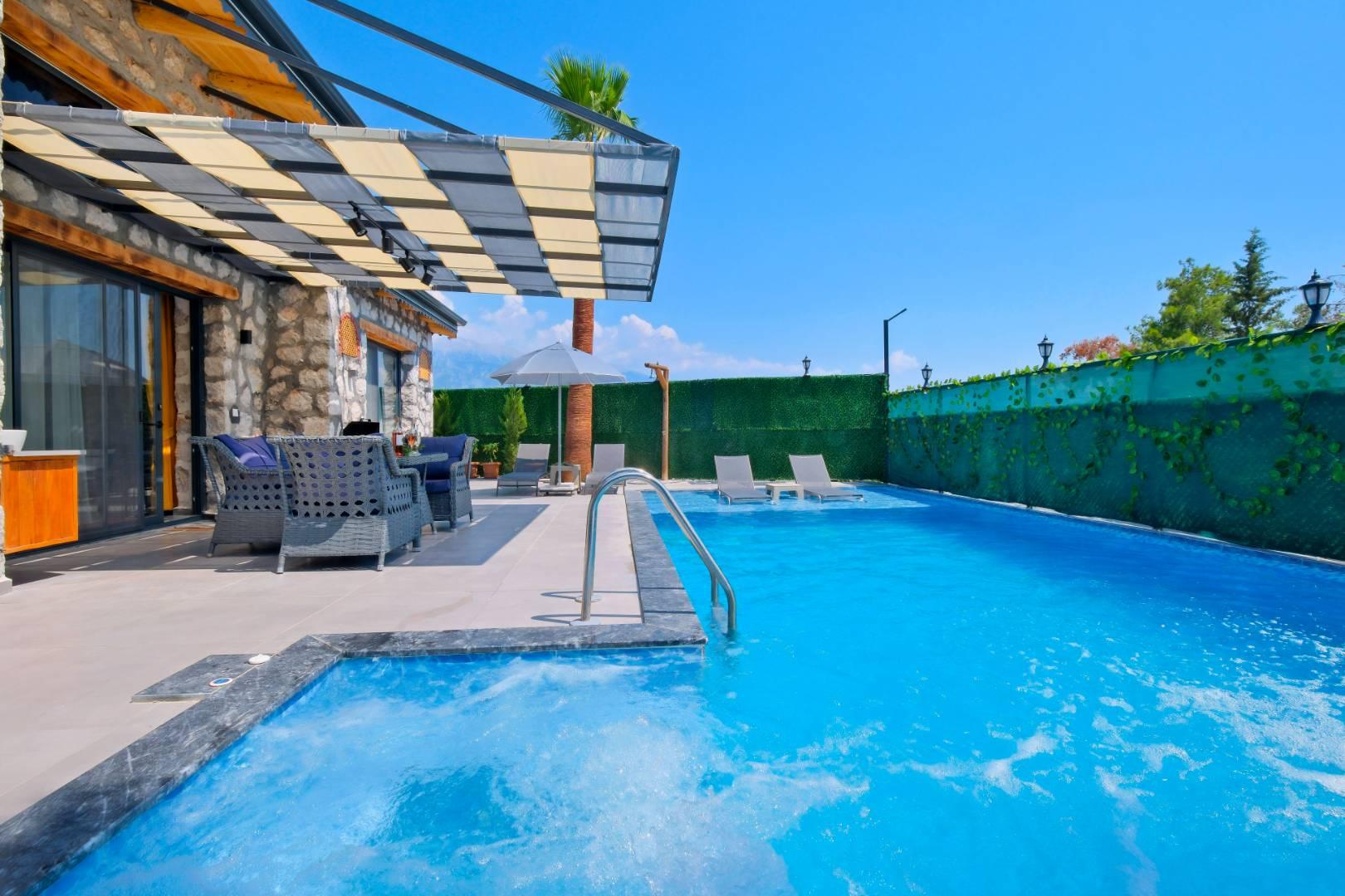 Muğla Seydikemer'de Doğayla İç içe, Özel Havuzlu, Balayı Villası-42762