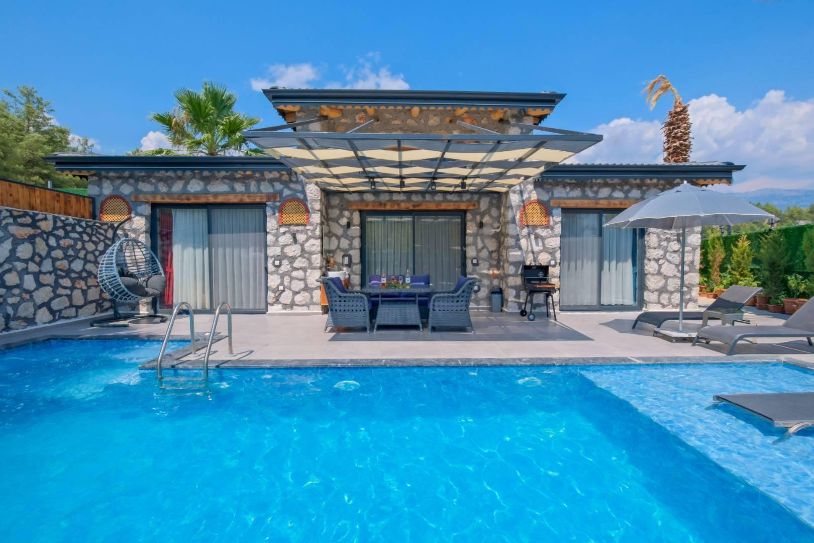 Muğla Seydikemer'de Doğayla İç içe, Özel Havuzlu, Balayı Villası-42762