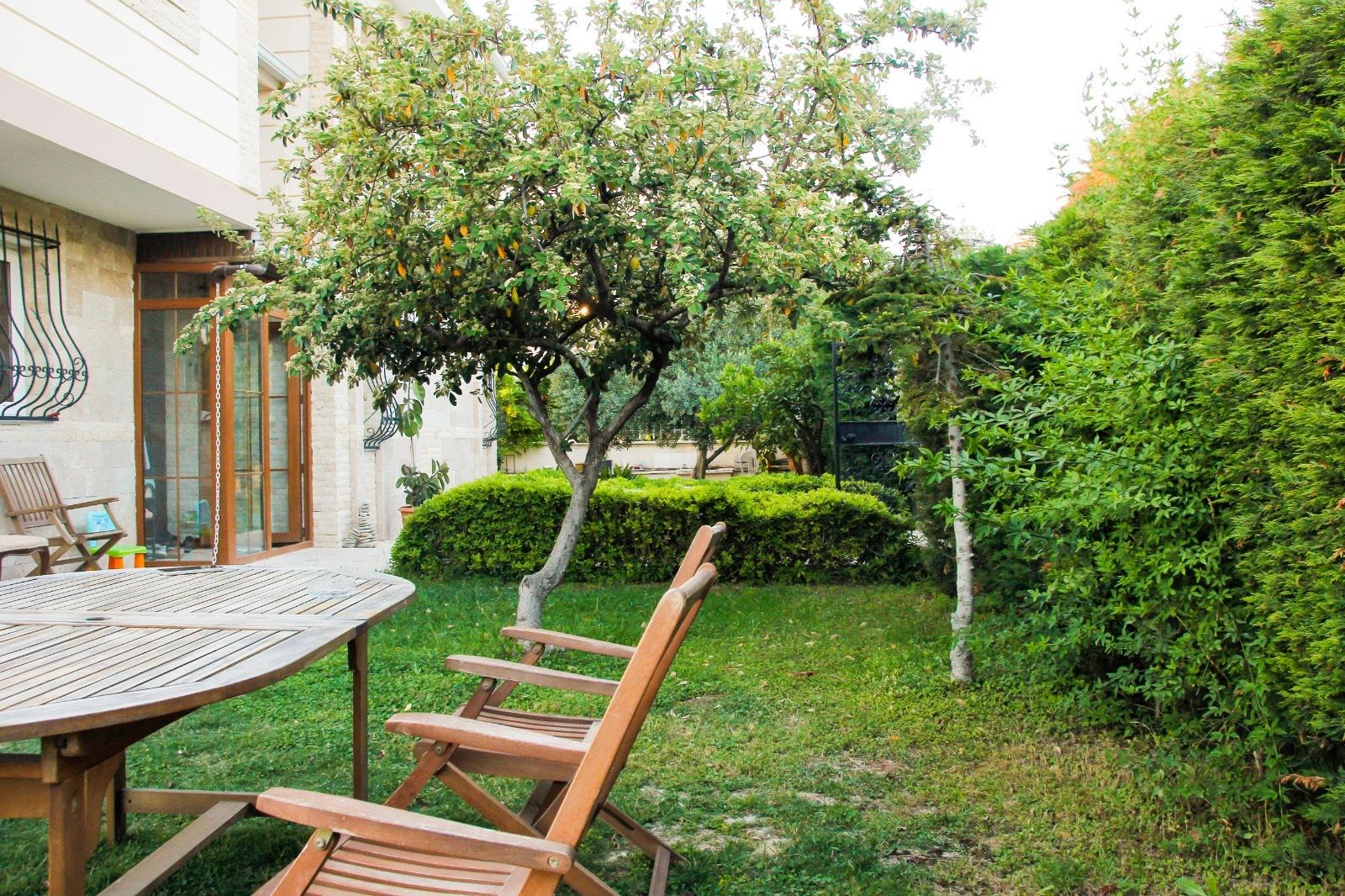 Kuşadası Karaova'da Denize Yakın Konumda, Özel Havuzlu, Lüks Villa-37106