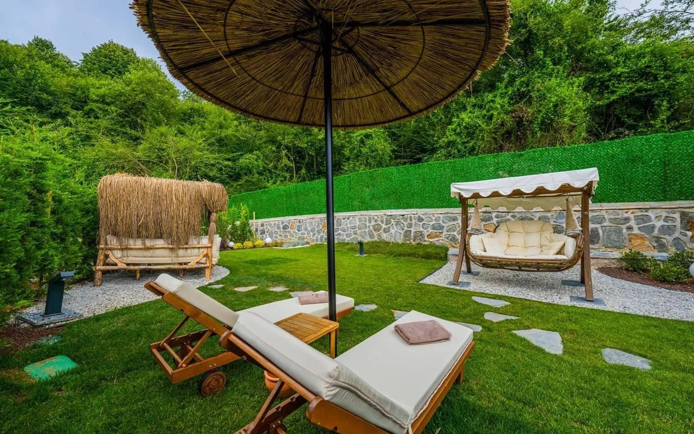 Sapanca Nailiye'de Tesis İçerisinde, Özel Havuzlu, Şık Villa-43728