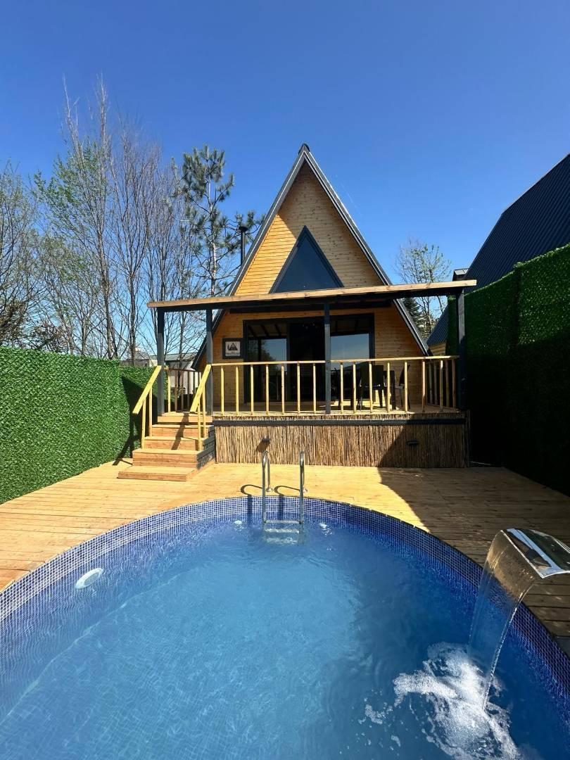 Sapanca Ünlüce'de Huzurlu Doğada, Isıtmalı Havuzlu, Şık Bungalov-39288