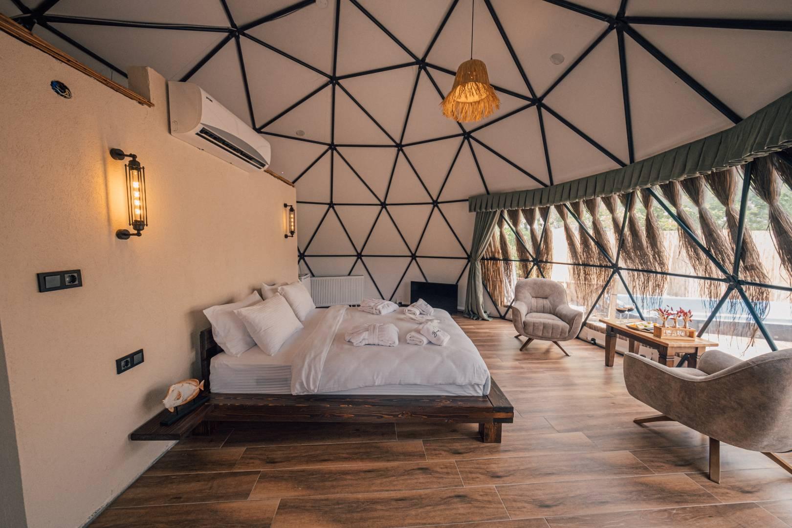 Sapanca Yanık'ta Tesis İçerisinde, Serinleme Havuzlu, Şık Glamping-35936