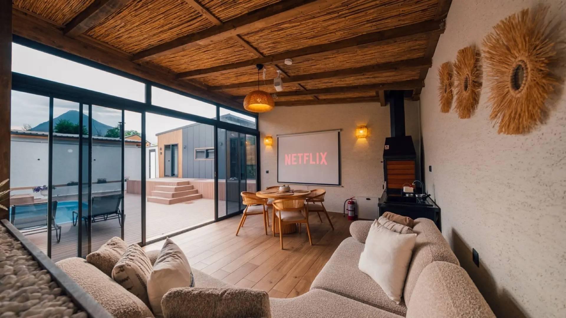 Sapanca Yanık'ta Sakin Konumda, Isıtmalı Havuzlu, Ferah Tiny House-43726