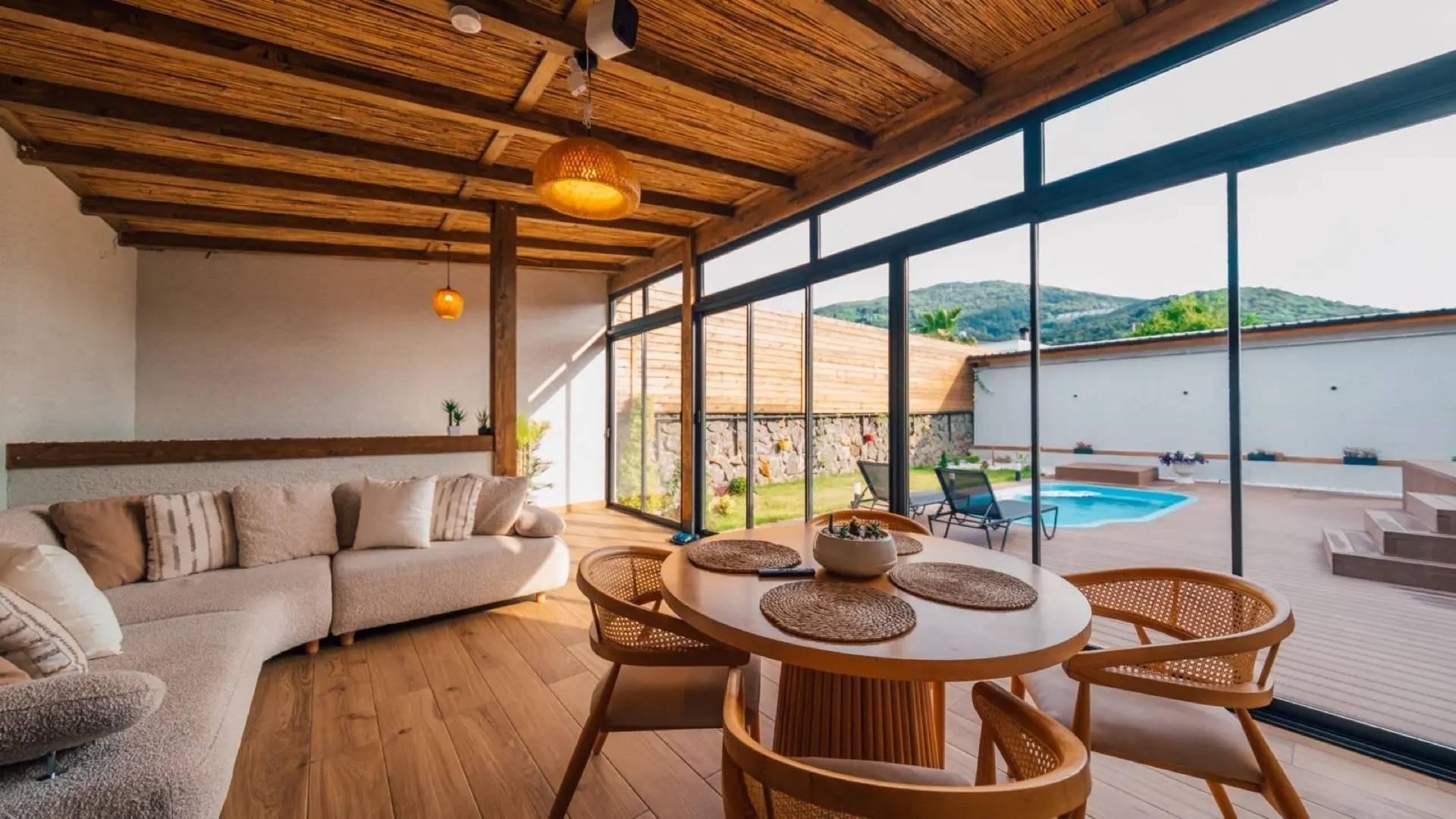 Sapanca Yanık'ta Sakin Konumda, Isıtmalı Havuzlu, Ferah Tiny House-43726