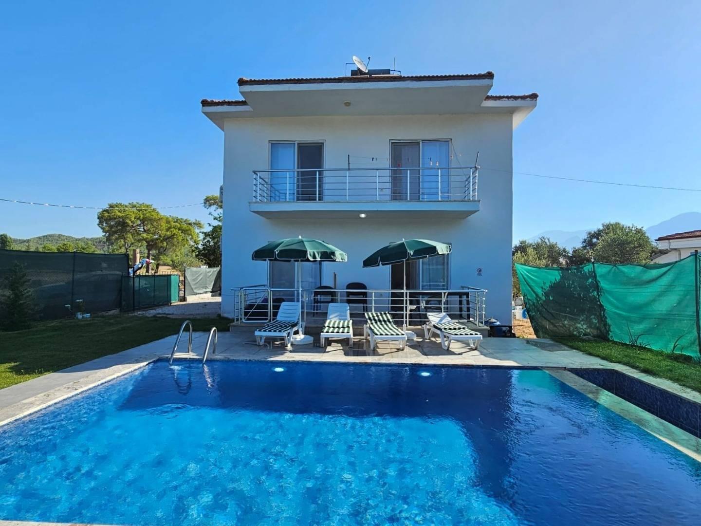 Seydikemer Çaltıözü'nde Sakin Doğada, Özel Havuzlu, Bahçeli Villa-42235